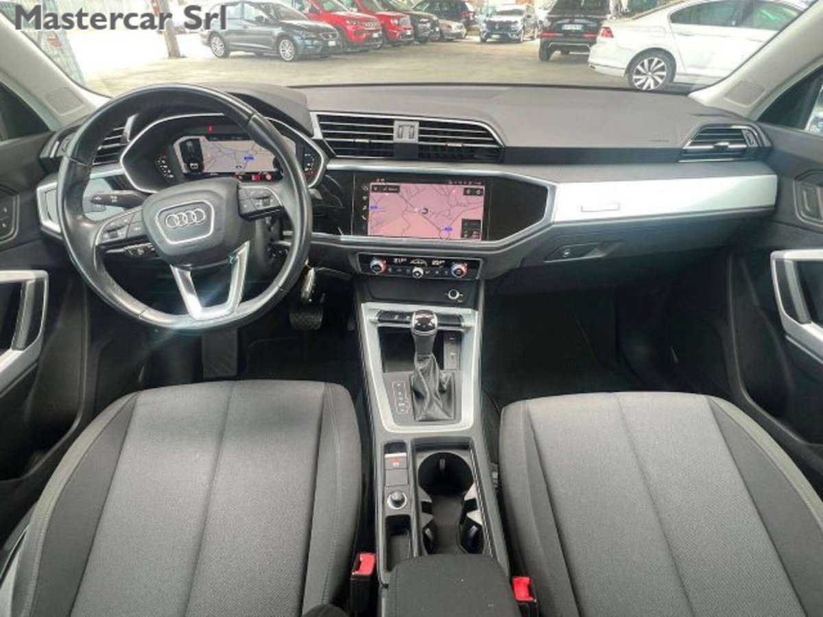 Audi Q3 35 2.0 tdi Business Advanced s-tronic (12)