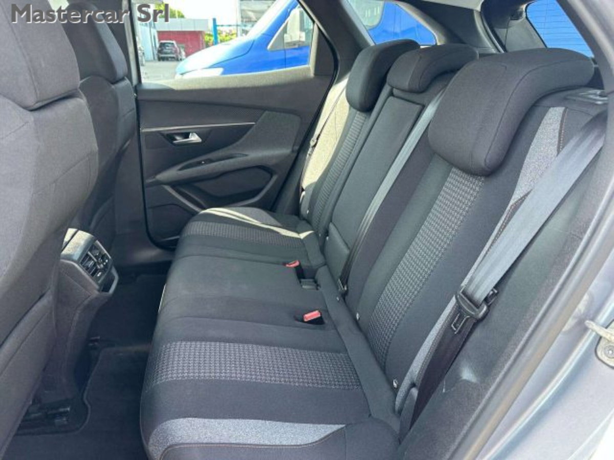 Peugeot 3008 BlueHDi 130 S&S Active Business (11)