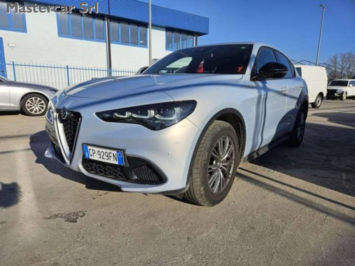 Alfa Romeo Stelvio 2.2 t Intensa Q4 210cv auto (2)