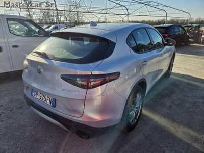 Alfa Romeo Stelvio 2.2 t Intensa Q4 210cv auto (5)