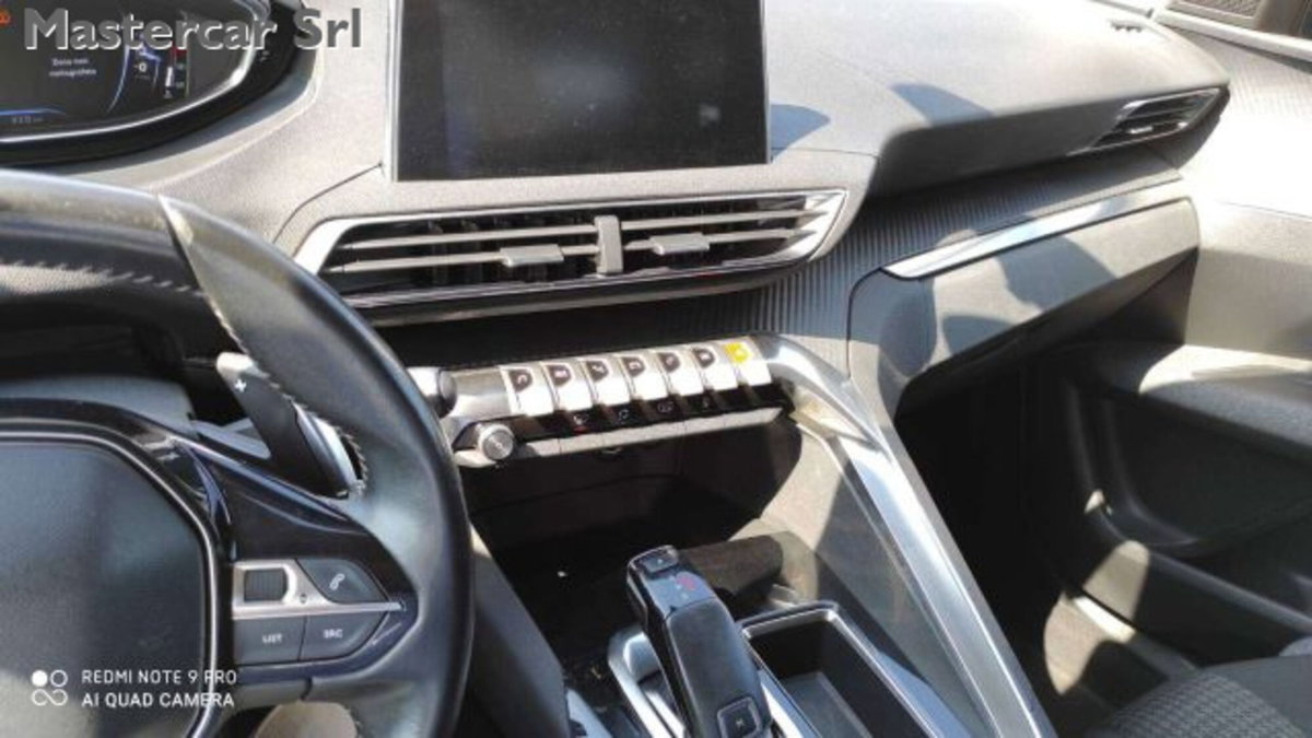 Peugeot 3008 BlueHDi 130 S&S Business (10)