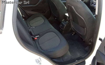 BMW X1 sDrive18d Advantage (11)