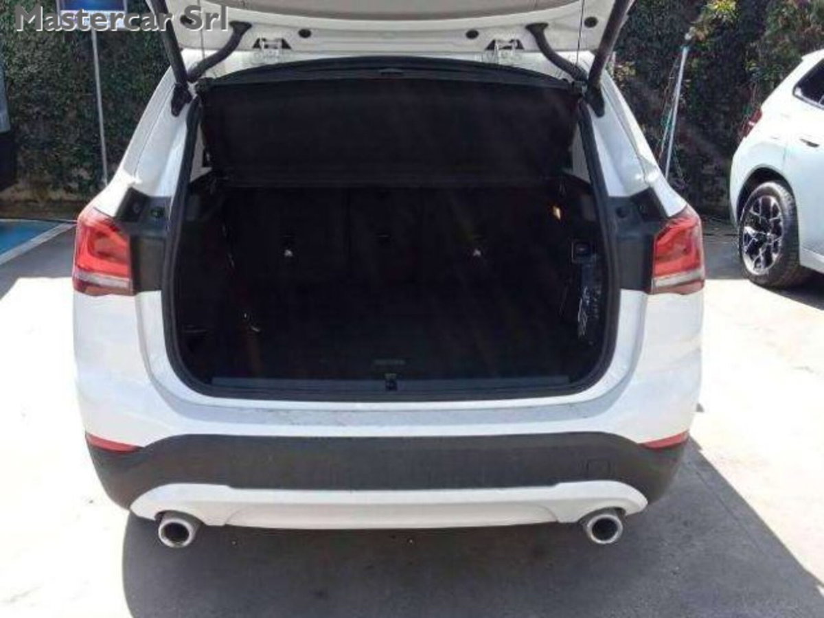 BMW X1 sDrive18d Advantage (13)