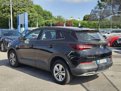 Opel Grandland X 1.5 diesel Ecotec Start&Stop Elegance (4)