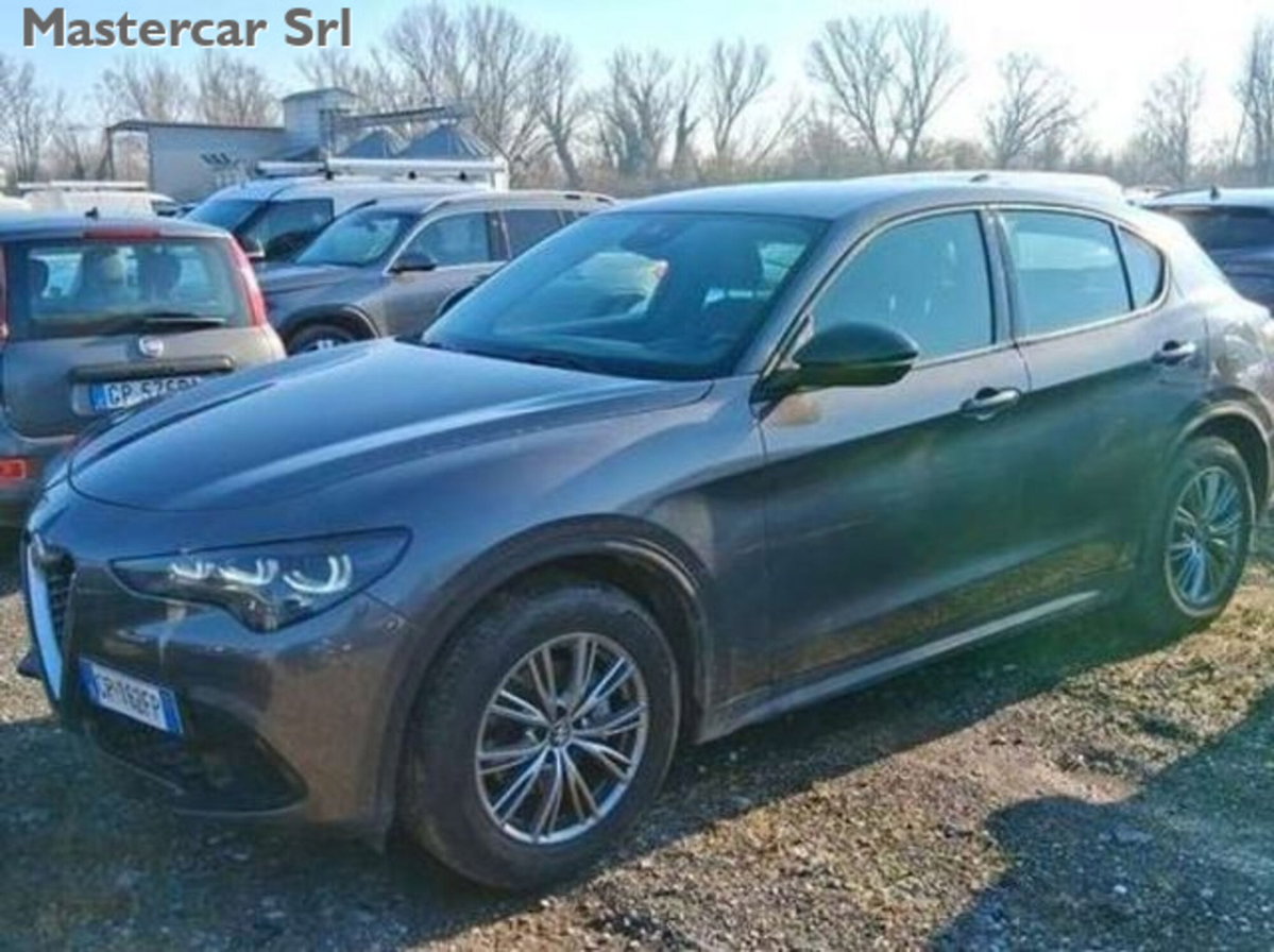 Alfa Romeo Stelvio 2.2 t Intensa Q4 210cv auto (2)