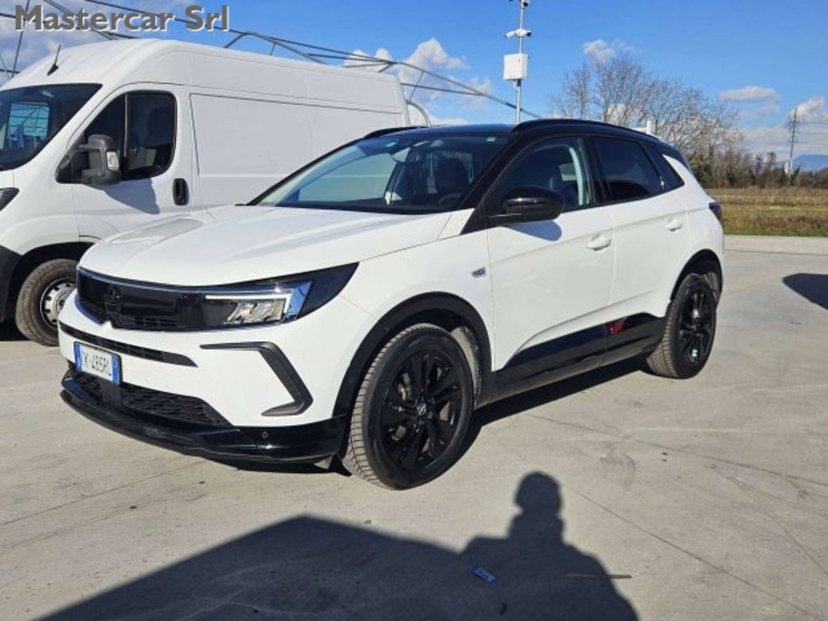 Opel Grandland X 1.5 diesel Ecotec Start&Stop Elegance (2)