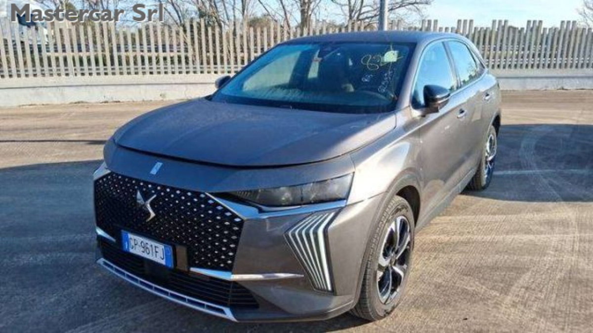 Ds DS 7 1.5 bluehdi Bastille Business 130cv auto (2)