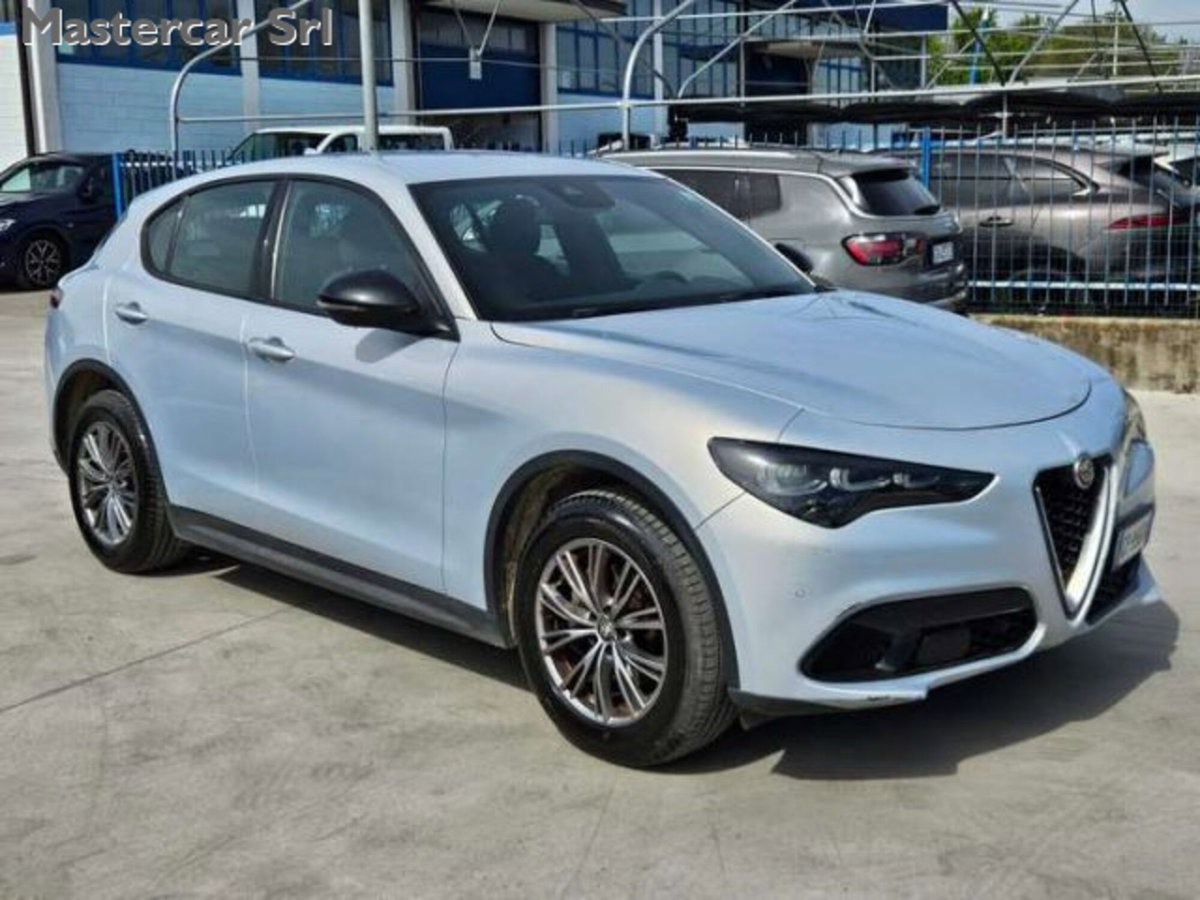 Alfa Romeo Stelvio Stelvio 2.2 Turbodiesel 210 CV AT8 Q4 Super (2)