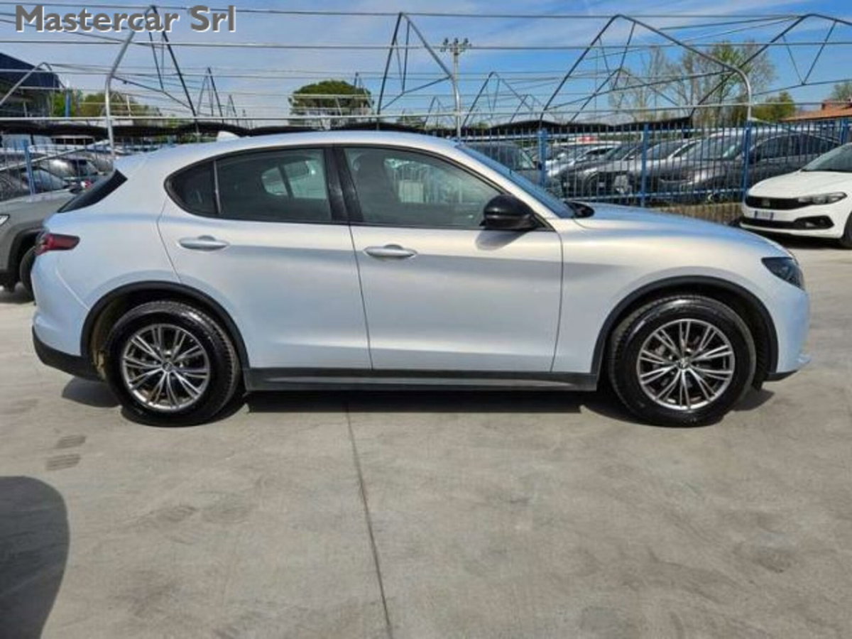 Alfa Romeo Stelvio Stelvio 2.2 Turbodiesel 210 CV AT8 Q4 Super (3)