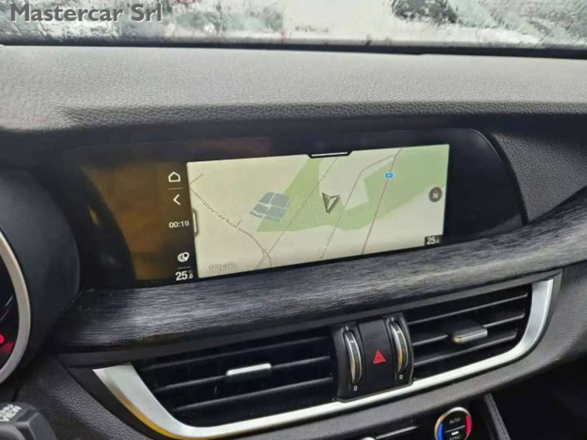 Alfa Romeo Stelvio 2.2 t Veloce Q4 210cv auto (13)