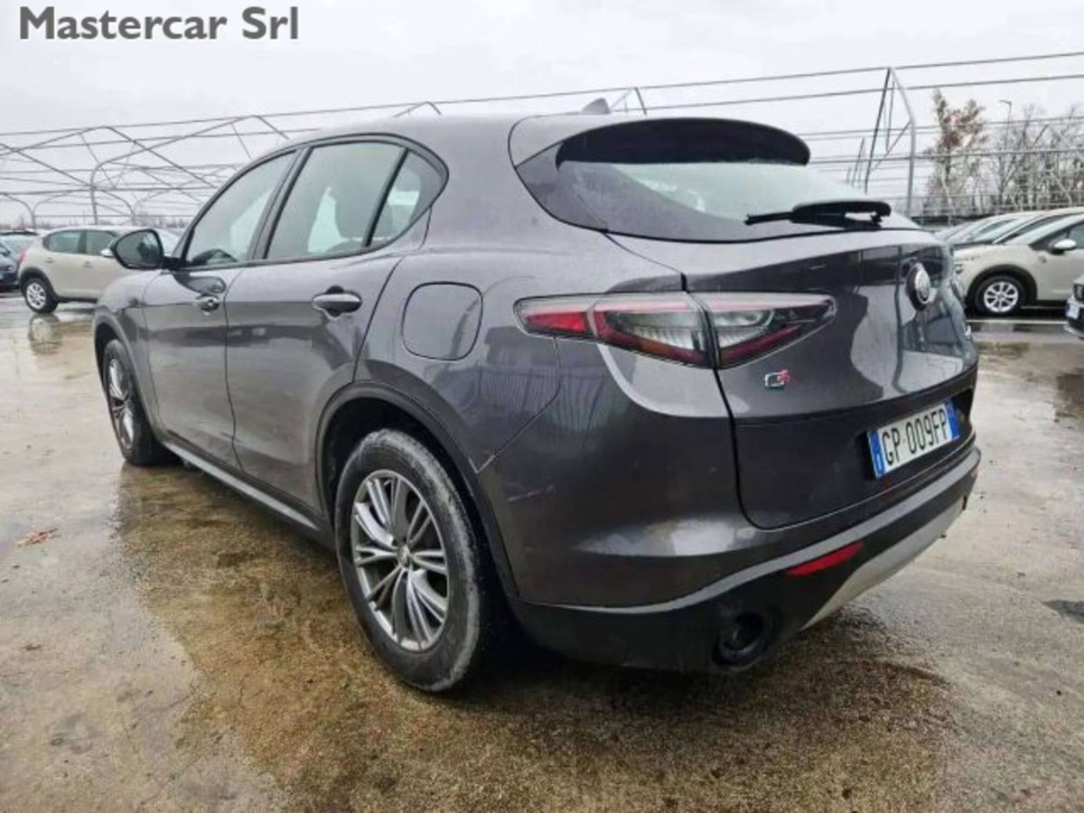 Alfa Romeo Stelvio 2.2 t Veloce Q4 210cv auto (3)