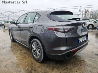 Alfa Romeo Stelvio 2.2 t Veloce Q4 210cv auto (3)