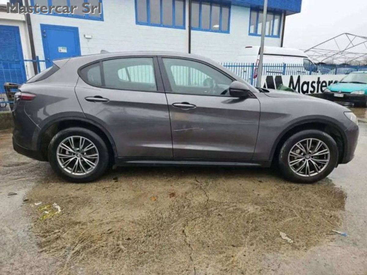 Alfa Romeo Stelvio 2.2 t Veloce Q4 210cv auto (6)