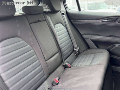 Alfa Romeo Stelvio 2.2 t Veloce Q4 210cv auto (15)