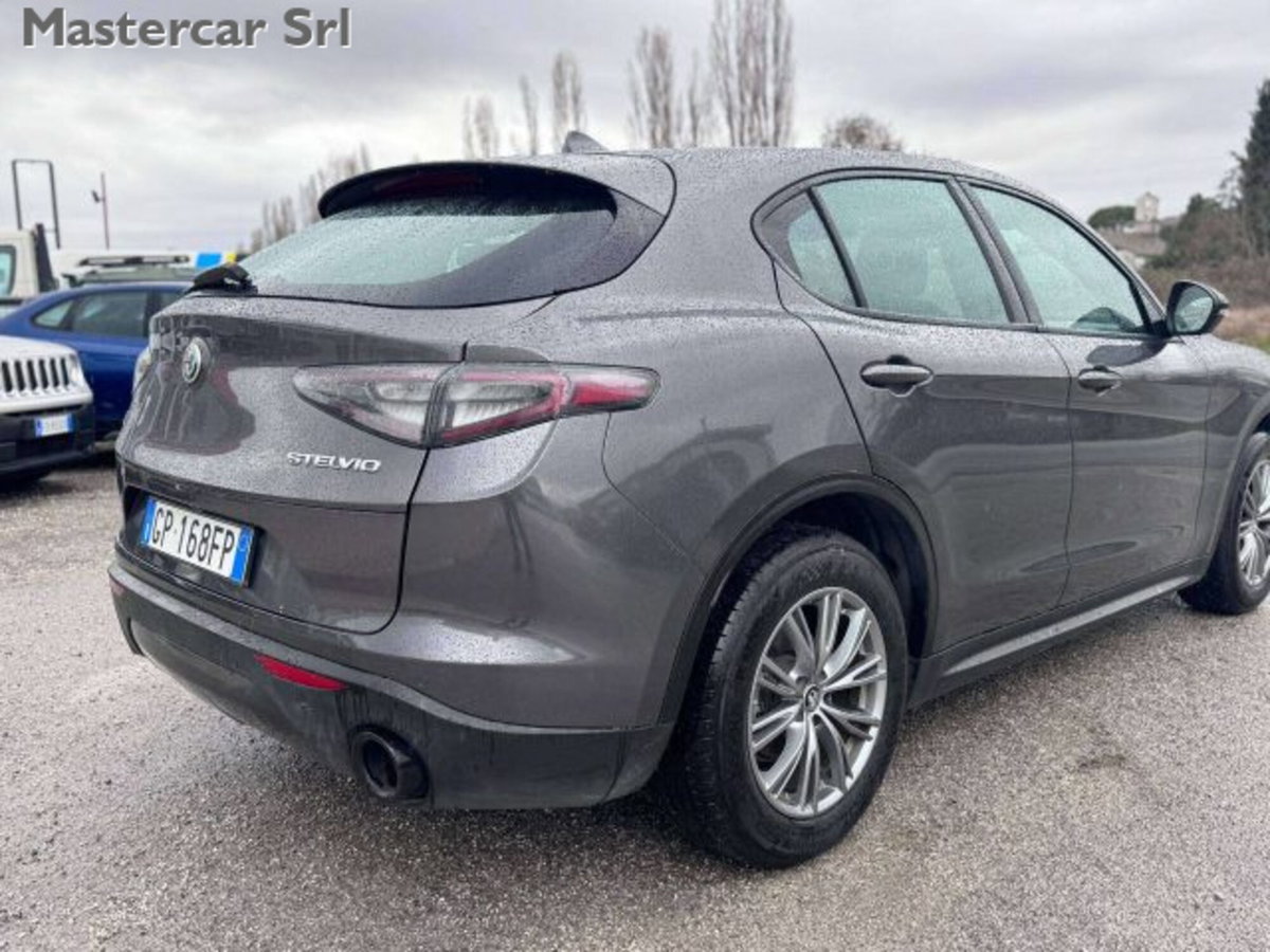 Alfa Romeo Stelvio 2.2 t Veloce Q4 210cv auto (6)