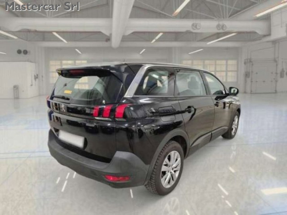 Peugeot 5008 BlueHDi 130 S&S Business (4)