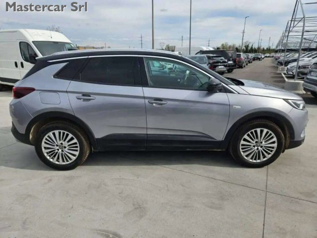 Opel Grandland X 1.5 diesel Ecotec Start&Stop Innovation (7)