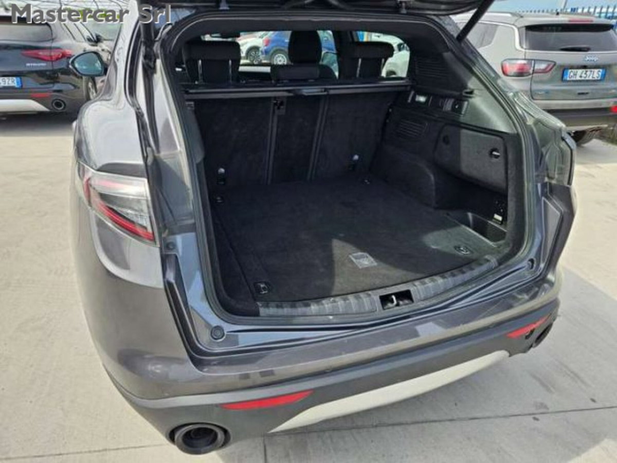 Alfa Romeo Stelvio 2.2 t Veloce Q4 210cv auto (15)