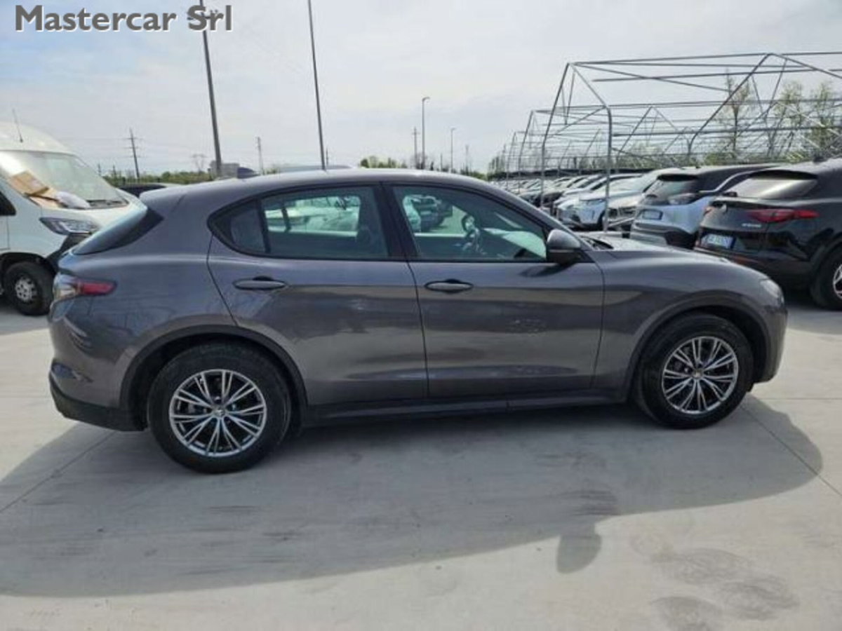 Alfa Romeo Stelvio 2.2 t Veloce Q4 210cv auto (7)