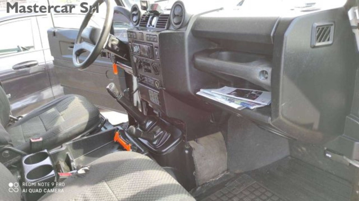 Land Rover Defender 90 2.2 TD4 S.W. E Pack Expedition N1 (10)