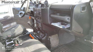 Land Rover Defender 90 2.2 TD4 S.W. E Pack Expedition N1 (10)