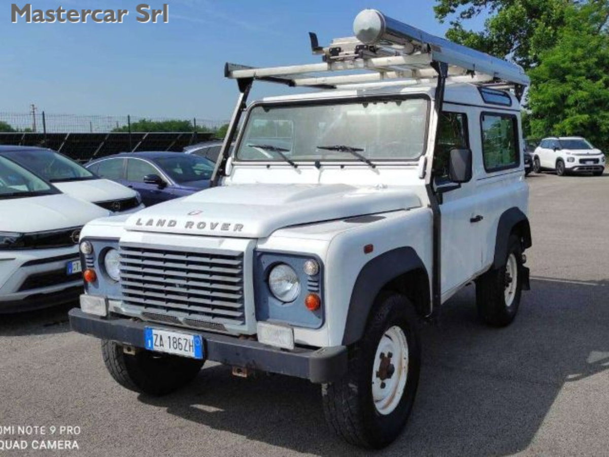 Land Rover Defender 90 2.2 TD4 S.W. E Pack Expedition N1 (2)