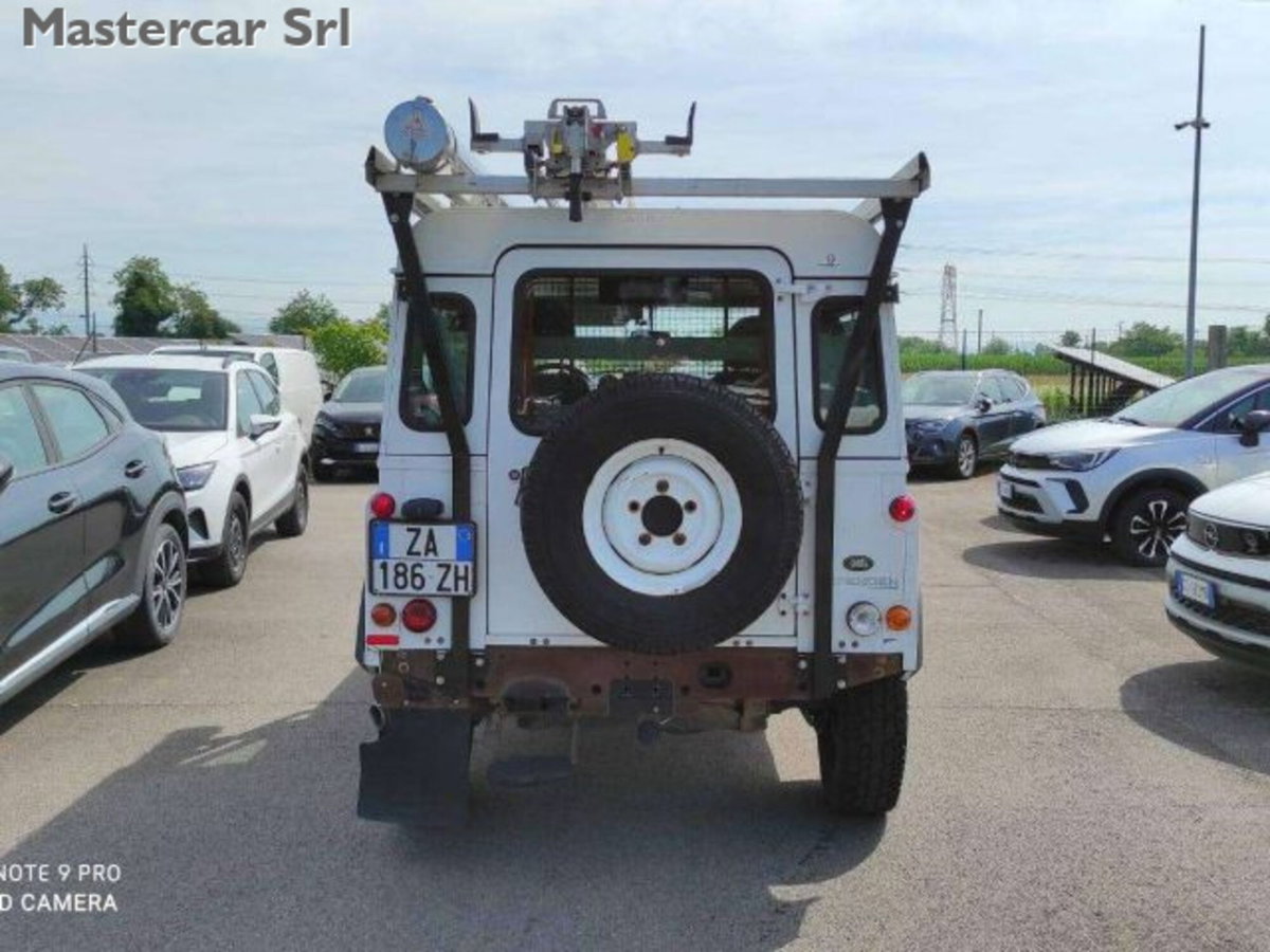 Land Rover Defender 90 2.2 TD4 S.W. E Pack Expedition N1 (5)