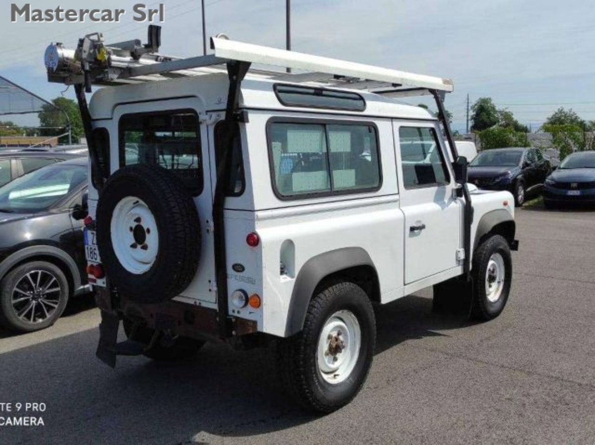 Land Rover Defender 90 2.2 TD4 S.W. E Pack Expedition N1 (6)
