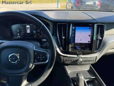 Volvo XC60 2.0 b4 Essential auto (10)