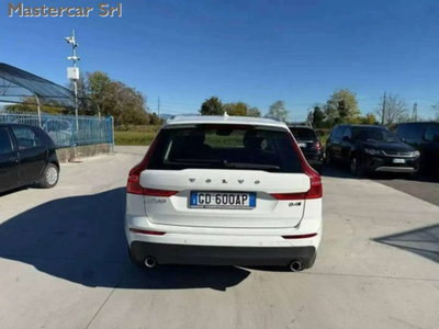 Volvo XC60 2.0 b4 Essential auto (7)