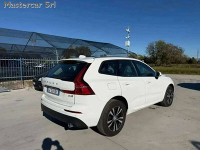 Volvo XC60 2.0 b4 Essential auto (8)