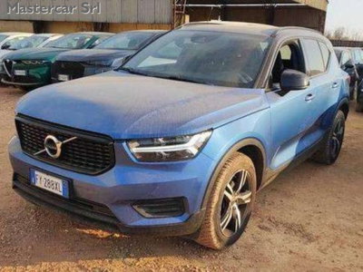 Volvo XC40 D3 Geartronic R-design (2)