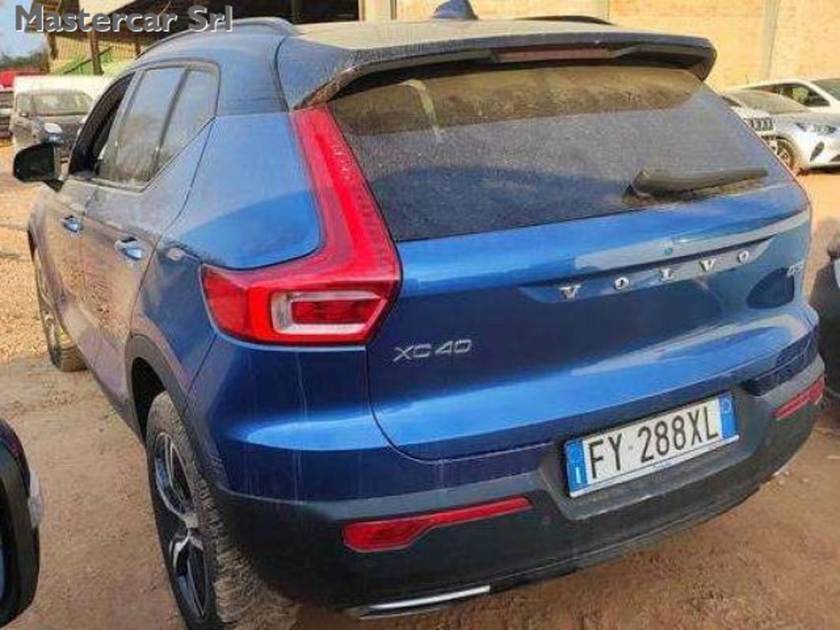 Volvo XC40 D3 Geartronic R-design (4)