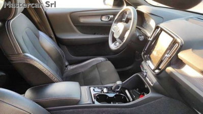 Volvo XC40 D3 Geartronic R-design (6)