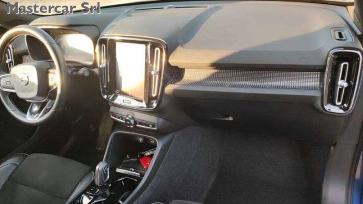 Volvo XC40 D3 Geartronic R-design (7)