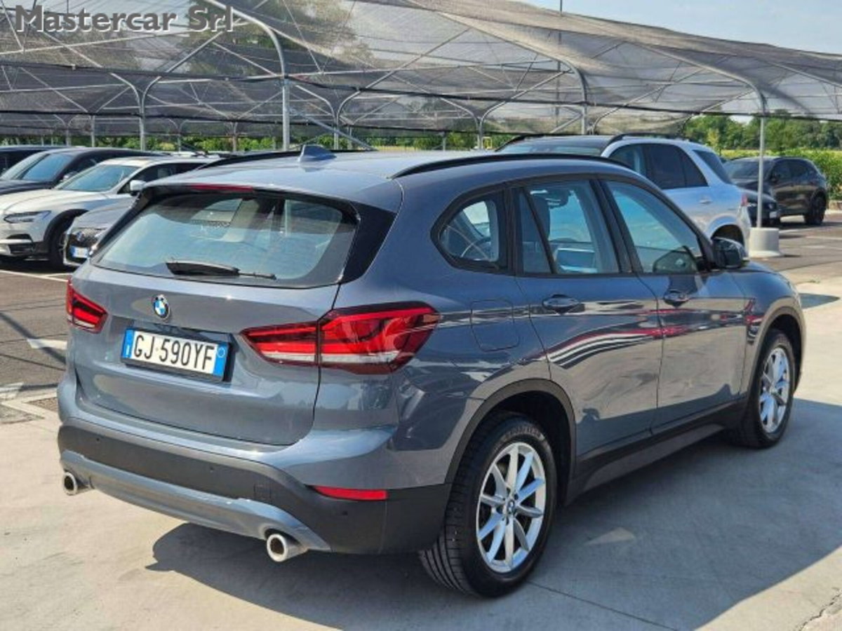 BMW X1 xDrive20d Business Advantage (6)