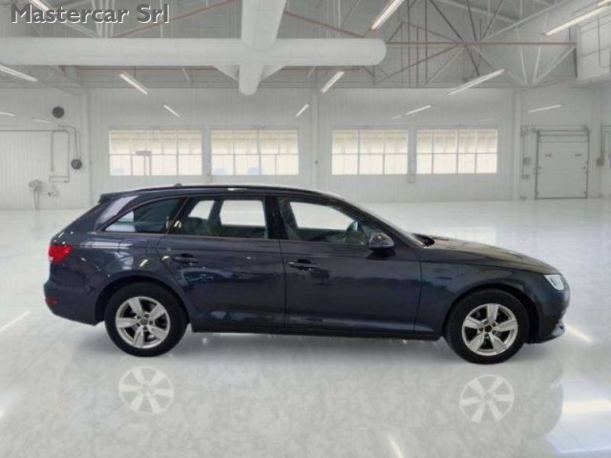 Audi A4 Avant 2.0 TDI 150 CV quattro Business (5)
