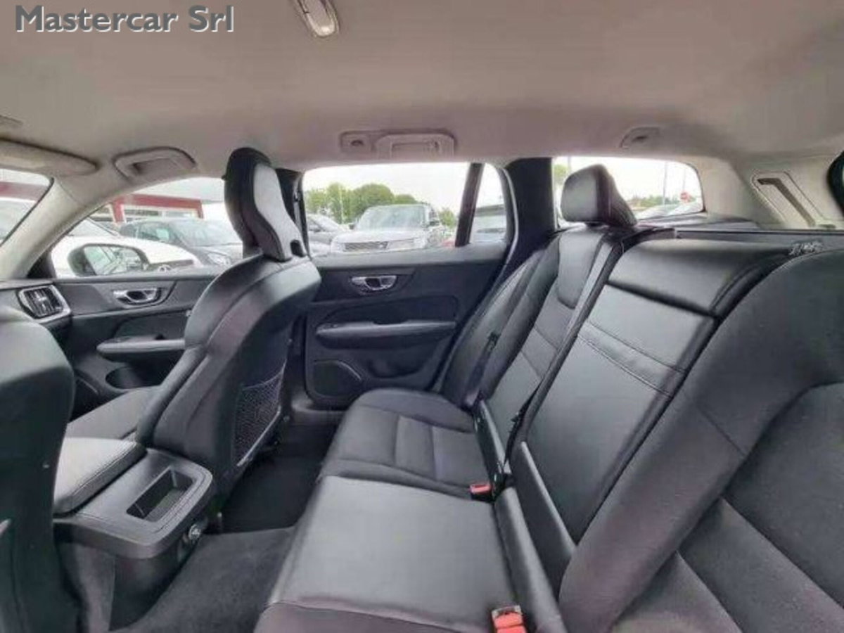 Volvo V60 Cross Country D4 (11)