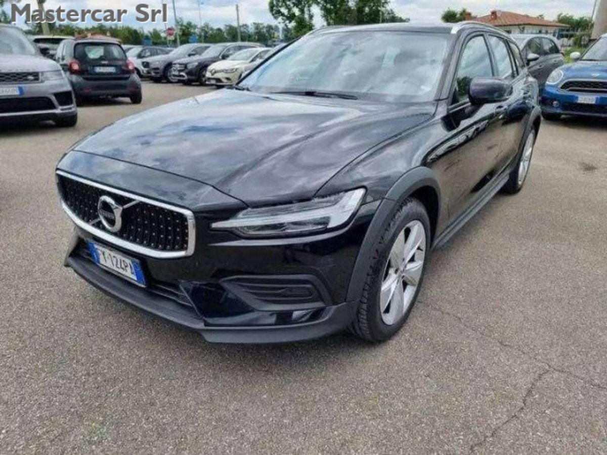Volvo V60 Cross Country D4 (2)