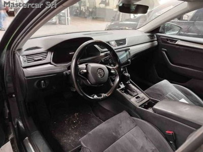 Skoda Superb Station Wagon 2.0 TDI EVO 122 CV SCR DSG Wagon Style (7)