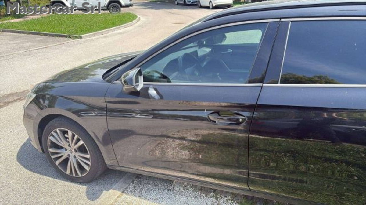 SEAT Leon ST Sportstourer 2.0 TDI 150 CV 4Drive DSG FR (6)