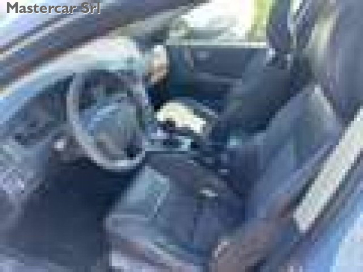 Volvo V70 2.4 D5 20V cat Optima (11)