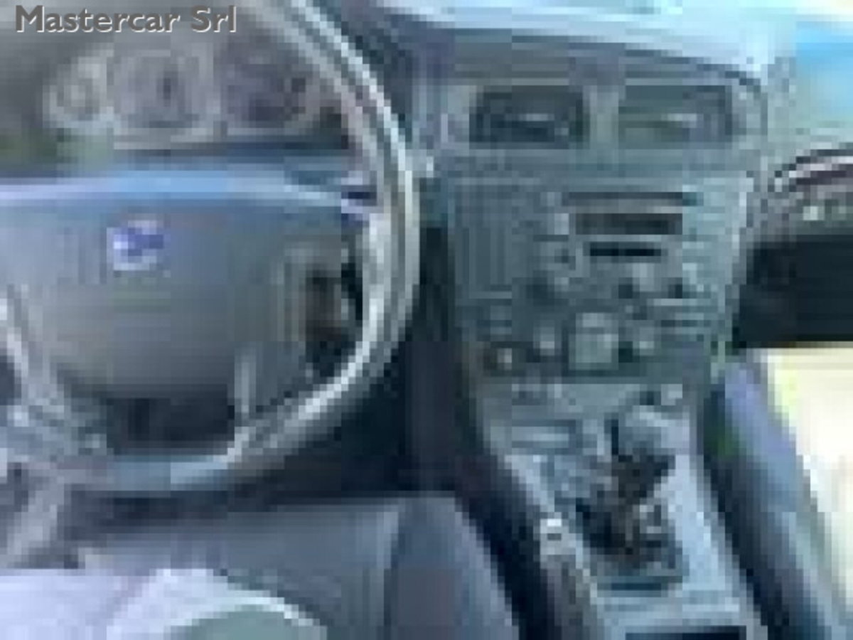 Volvo V70 2.4 D5 20V cat Optima (13)
