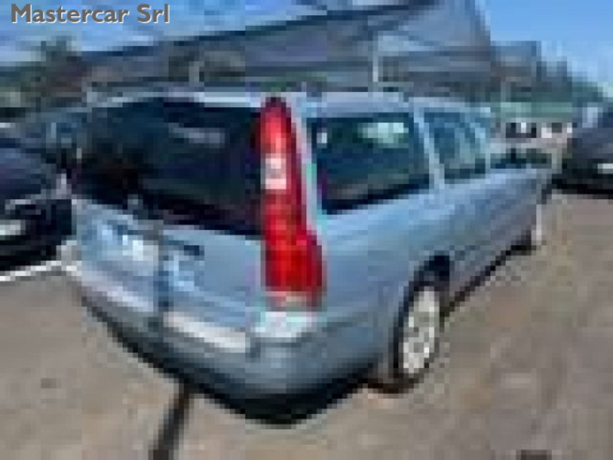 Volvo V70 2.4 D5 20V cat Optima (5)