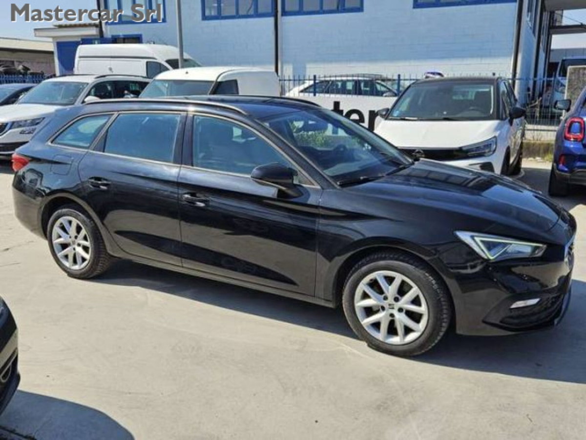 SEAT Leon ST Sportstourer 2.0 tdi Business 150cv dsg (8)