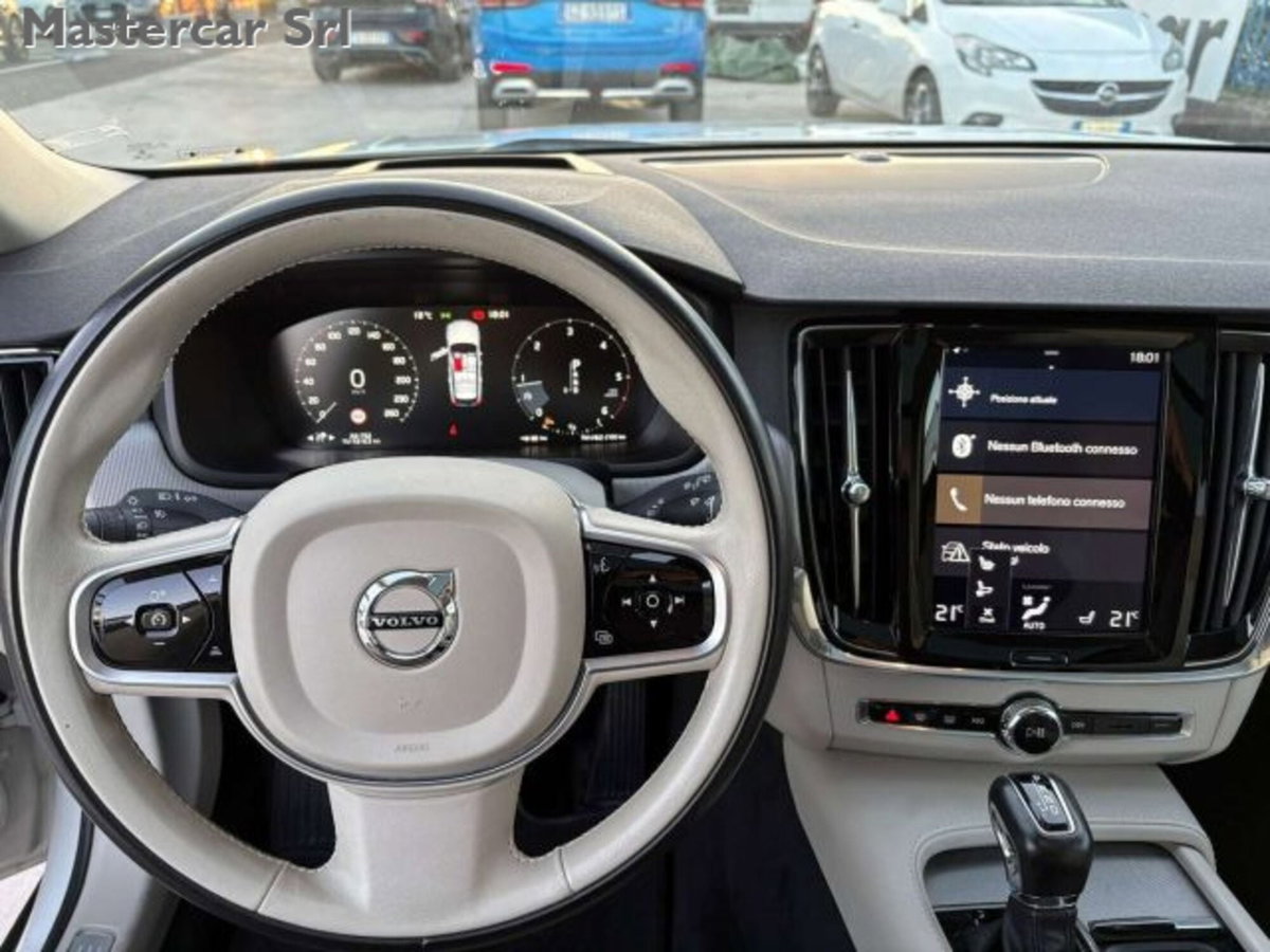 Volvo V90 Cross Country D5 AWD Geartronic Pro (12)