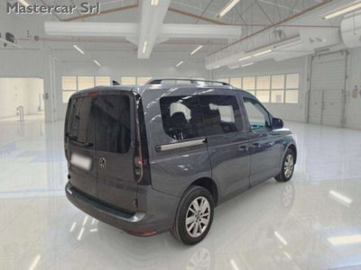 Volkswagen Caddy 2.0 TDI 102 CV (2)