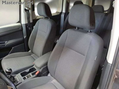 Volkswagen Caddy 2.0 TDI 102 CV (6)