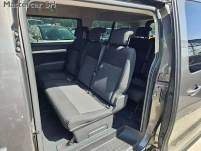 Peugeot Traveller BlueHDi 150 S&S Long Business (12)