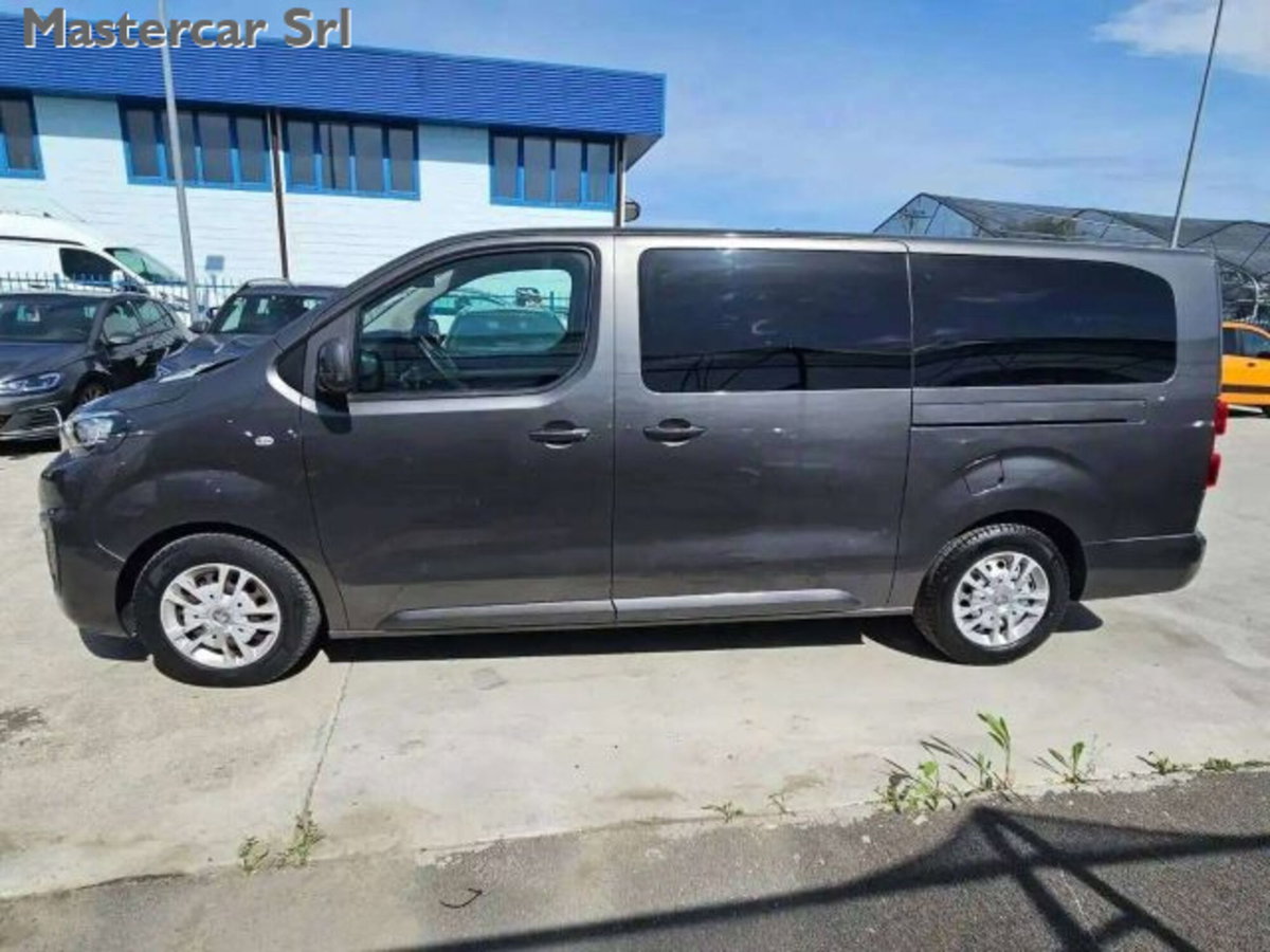 Peugeot Traveller BlueHDi 150 S&S Long Business (3)